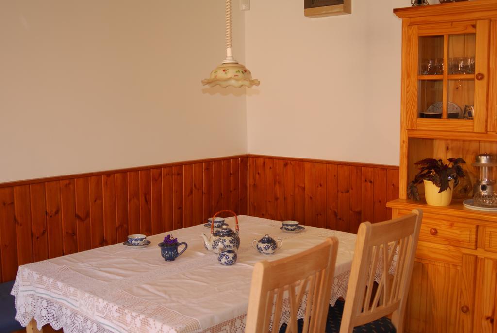 Rigofuetty Vendeghaz Hotel Tiszaalpar Exterior foto